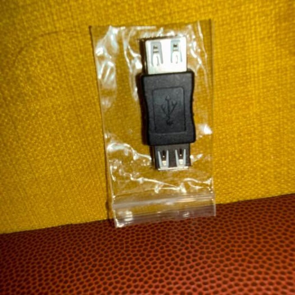 USB 2.0 Type-A Female to Female Coupler Adapter